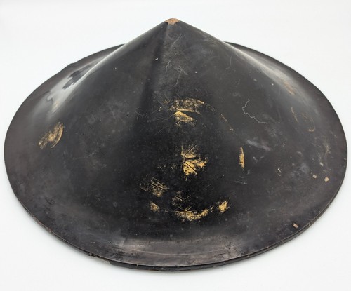 Antique hanabishi mon jingasa - antique,