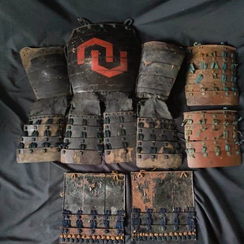 Antique japanese samurai armor - antique,